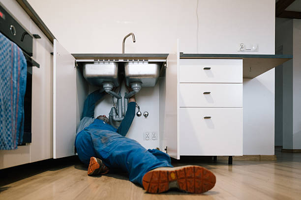 Professional Leak Detection technician working in Columbus, NM